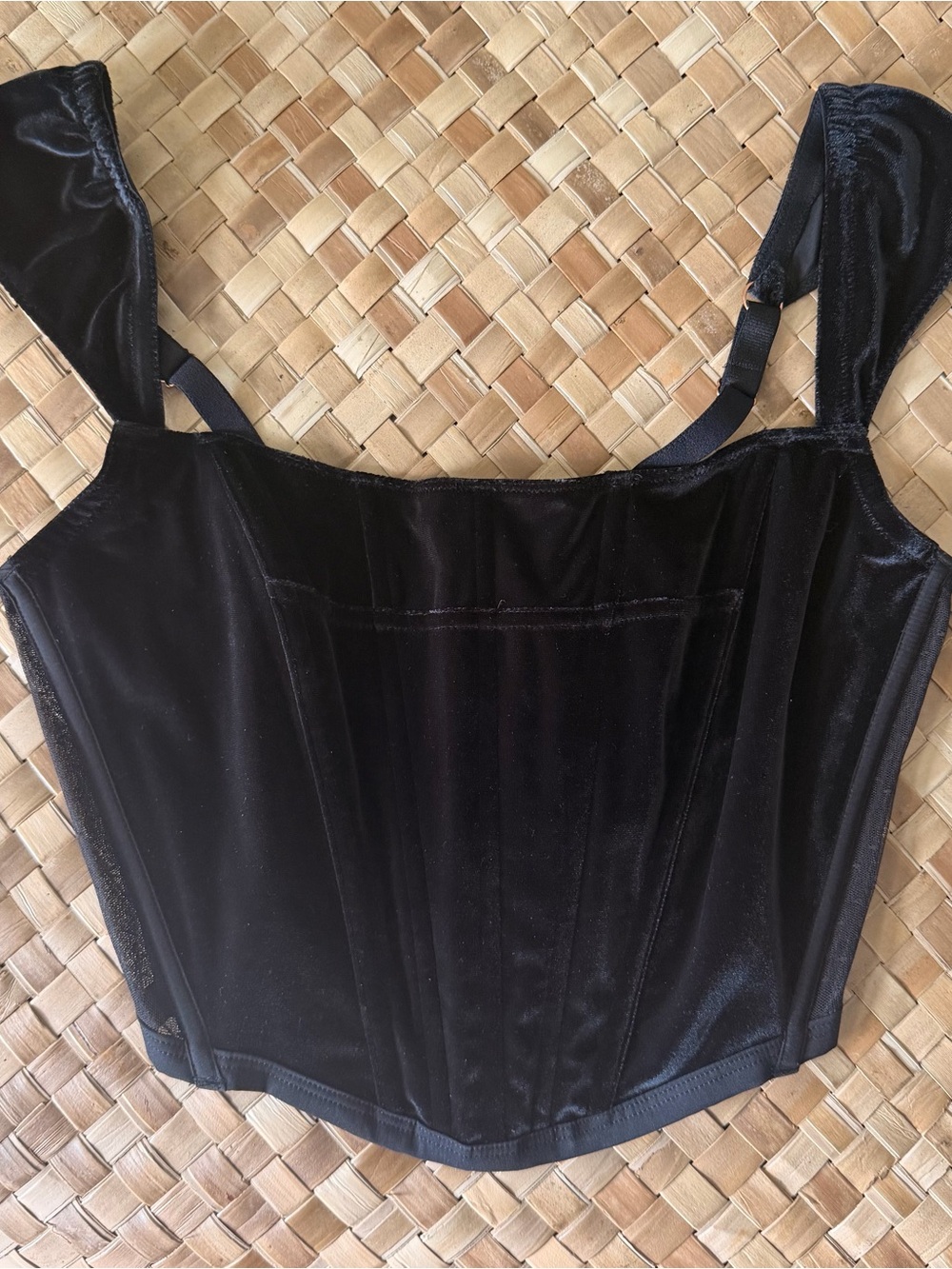 Victoria’s Secret Black Velvet Corset Top NWT – Size Medium